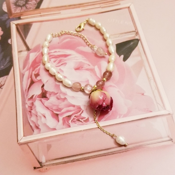 Gold Plated Eternal Flower Natural Freshwater Pearls Charm Bracelets - Picture 15 of 15